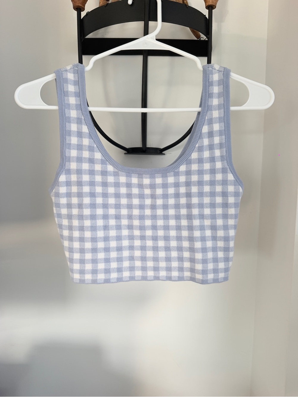 Women’s Gingham Knit Cropped Tank Top - Light Blue & White